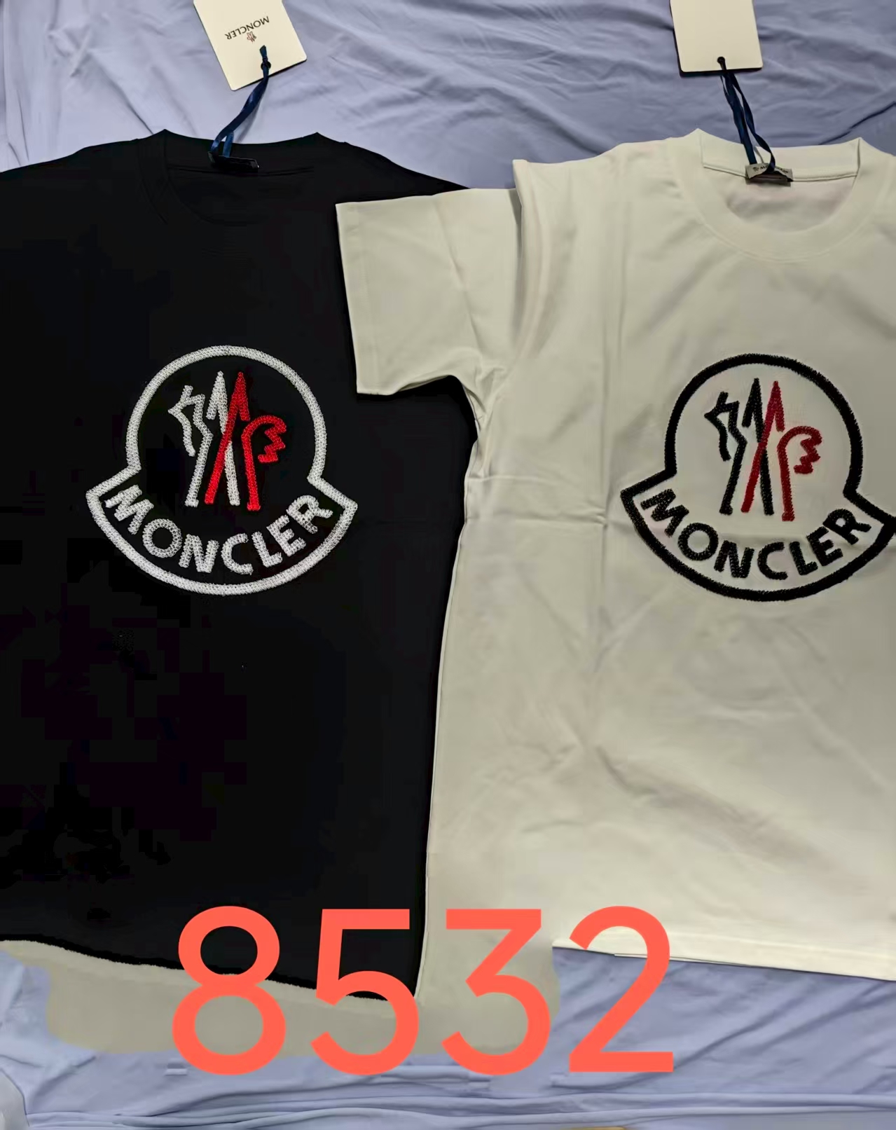 Moncler（蒙口)