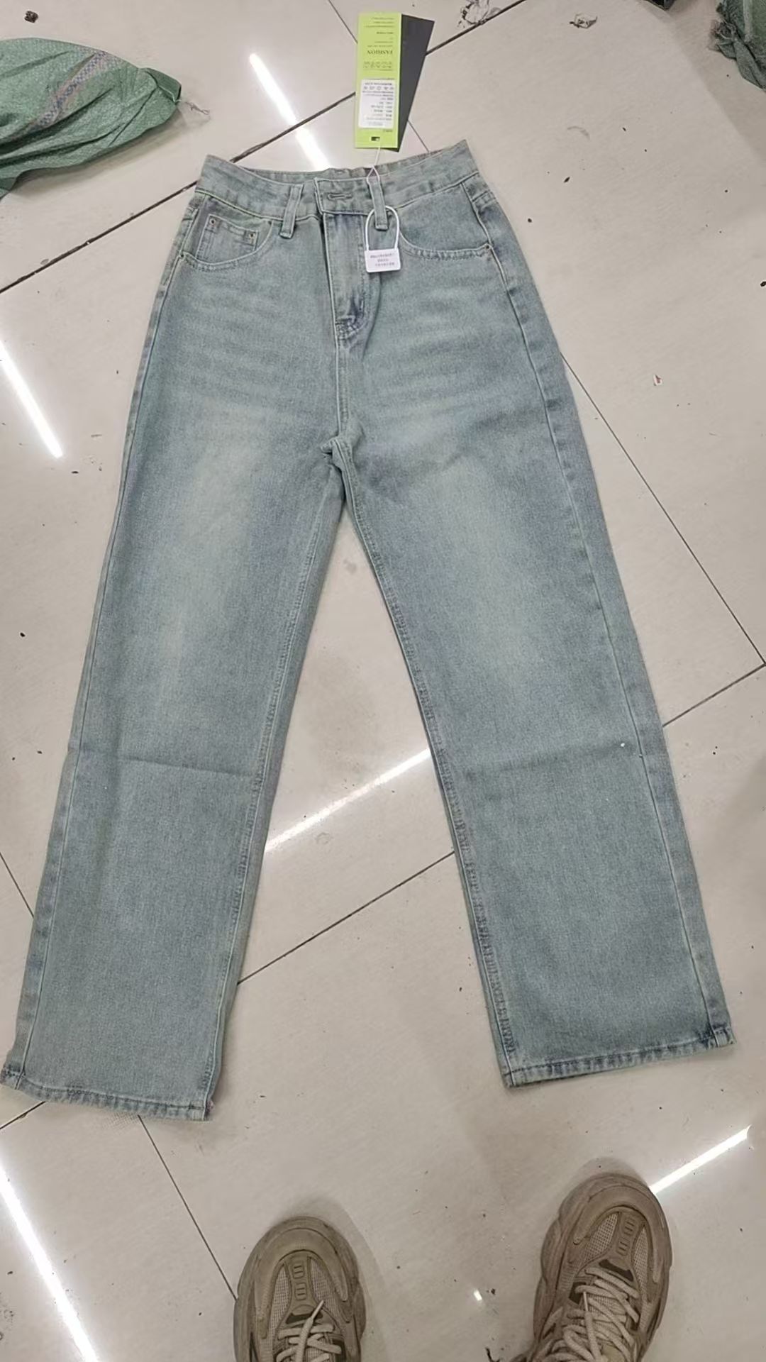 Women Vintage Light Blue High Waist Wide Leg Jeans, Loose Straight Denim Trousers Plus Size X-3XL Clearance Stock（潮）